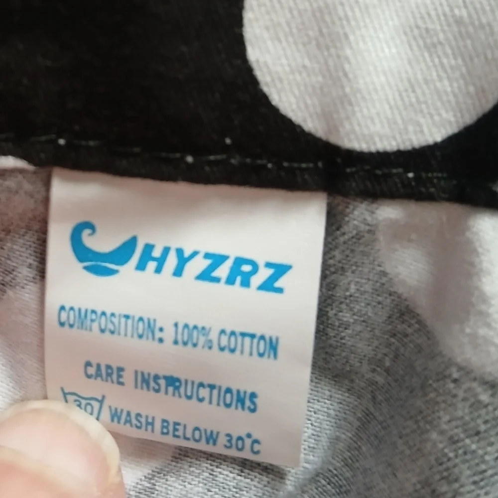HYZRZ Polka Dot Apron with White Ties Sweetheart Neckline Pocket Adjustable